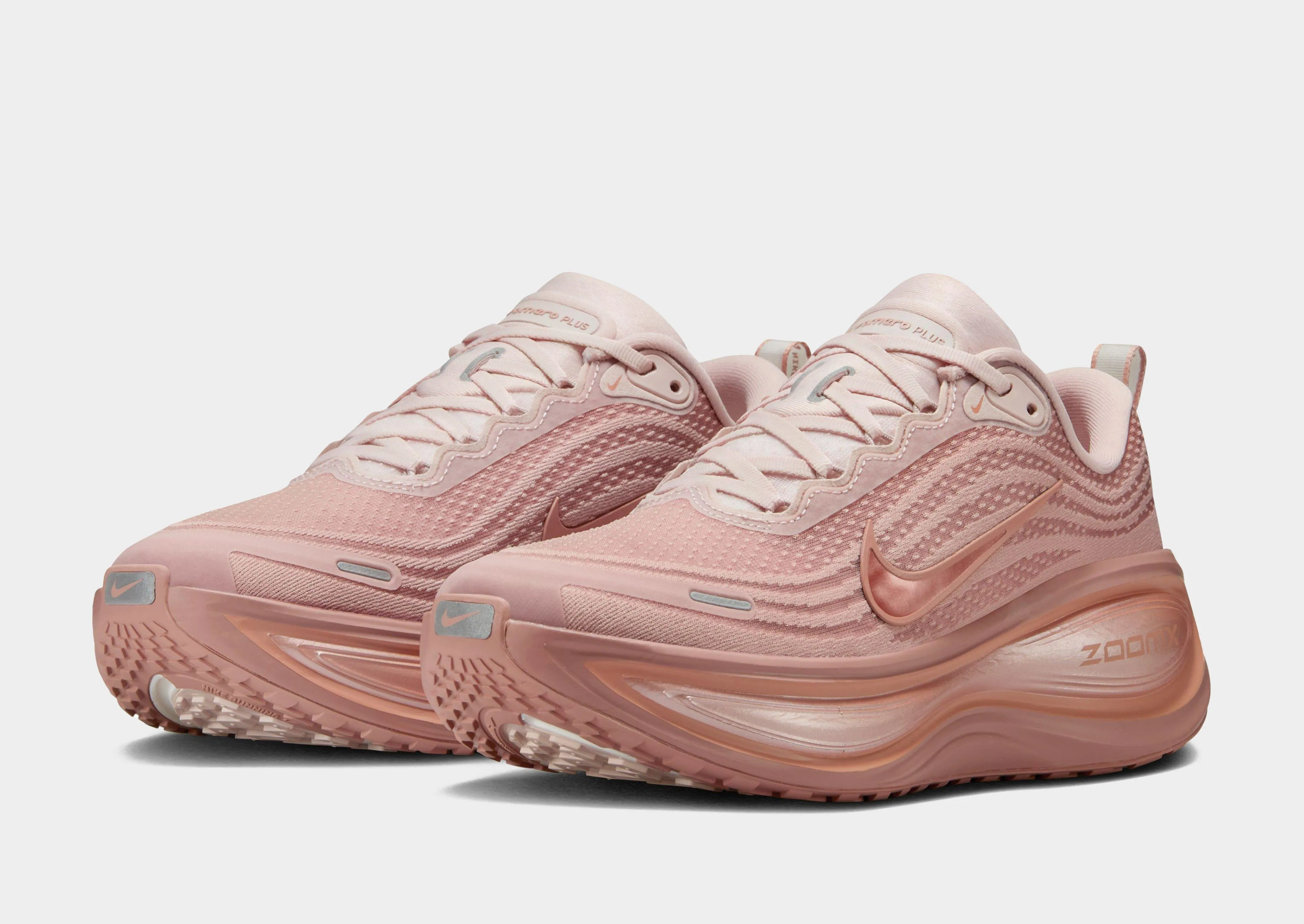Vomero Plus Women's Iconic