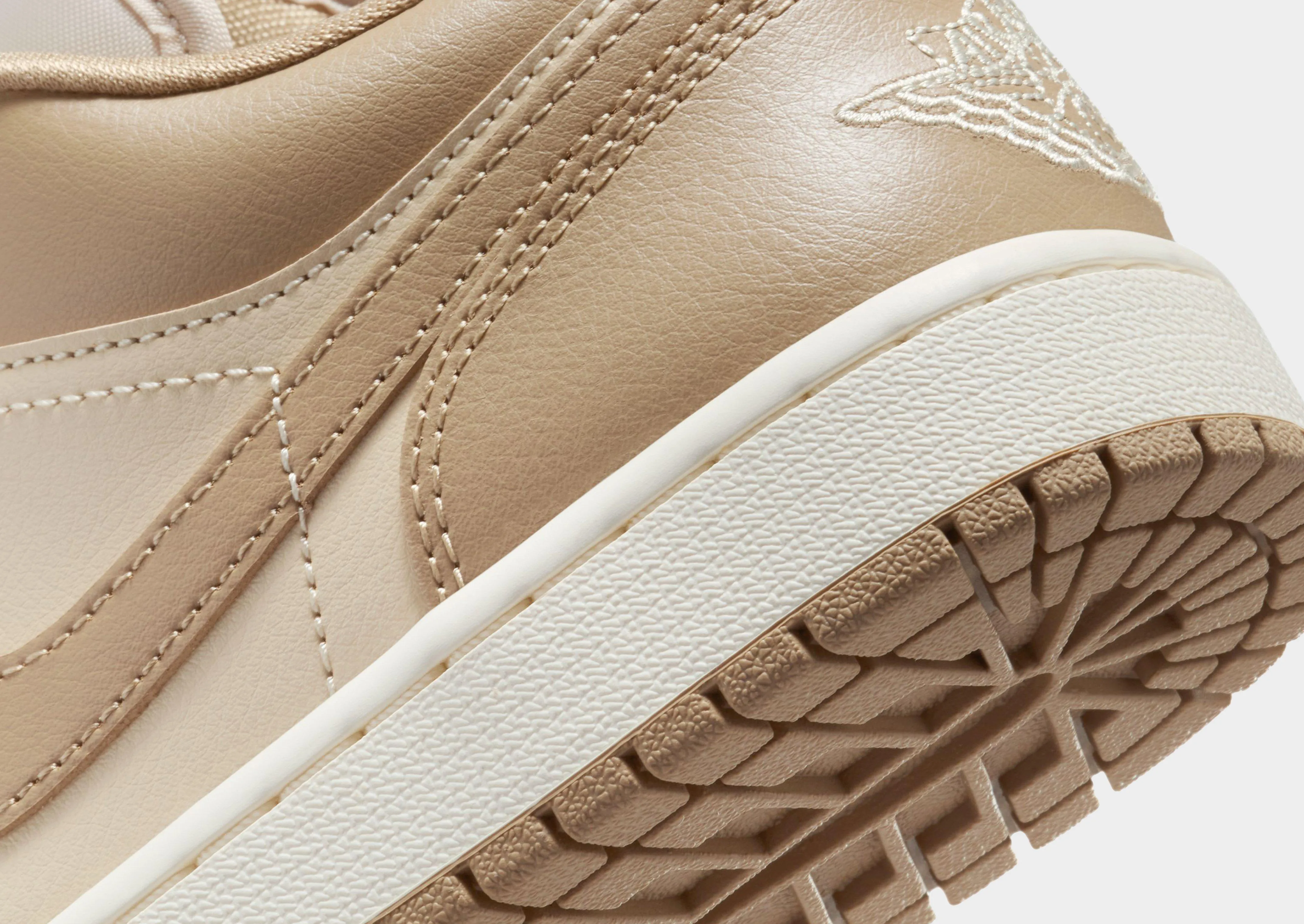 Walking Air Jordan 1 Low Women's