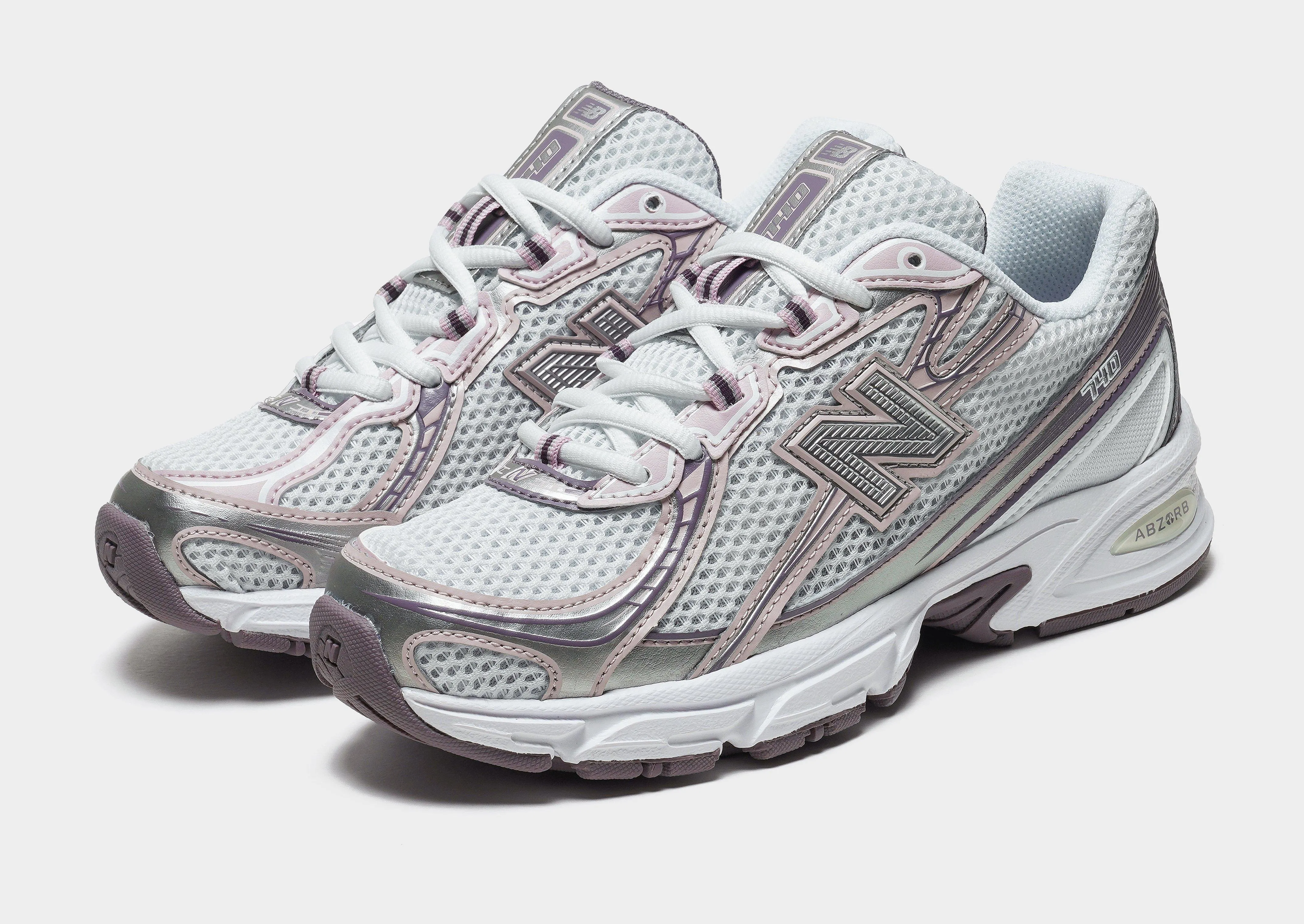Wide-Sole 740 Women's
