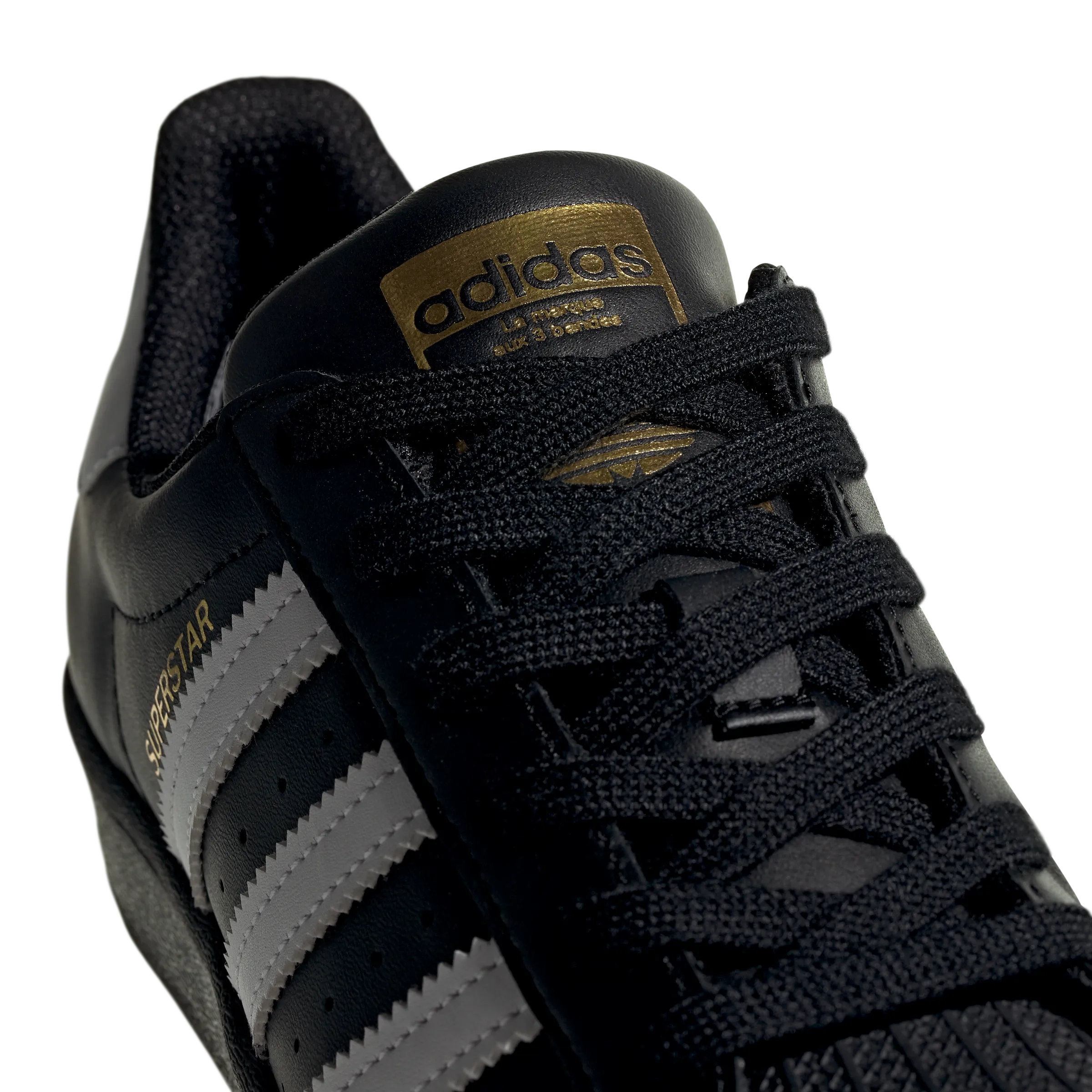 Winter-Warm ADIDAS Superstar Junior in Black / White / Gold