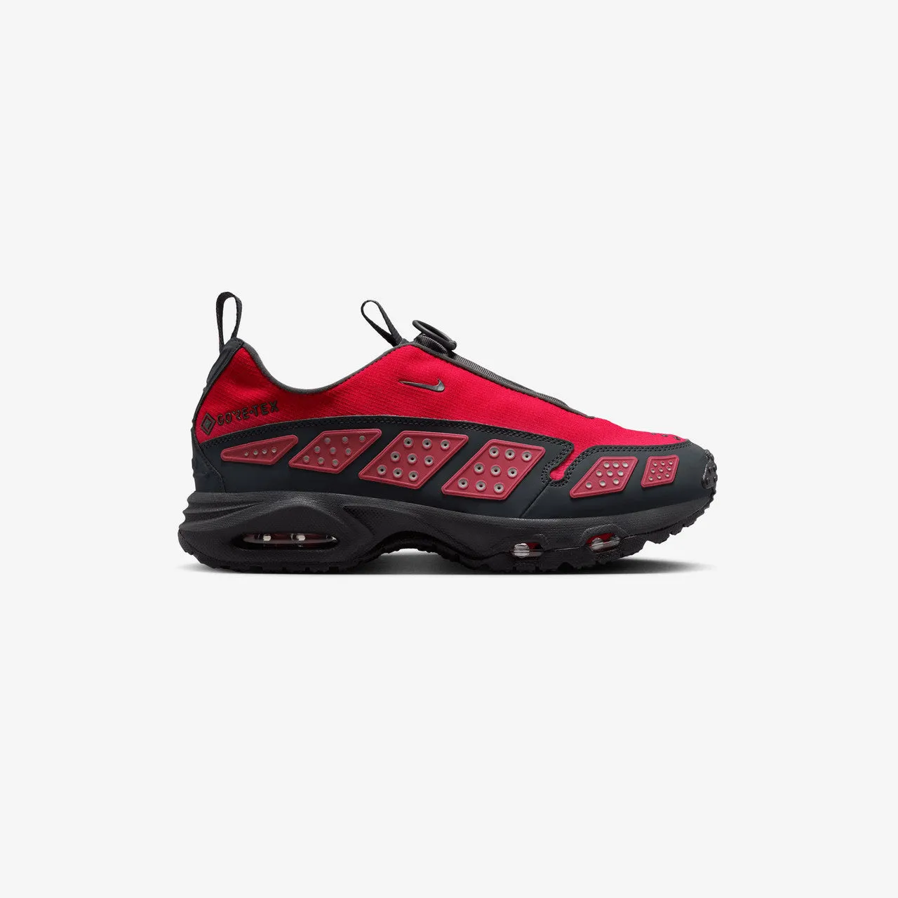 Weekend Walks Versatile lining Wmns Air Max SNDR GTX