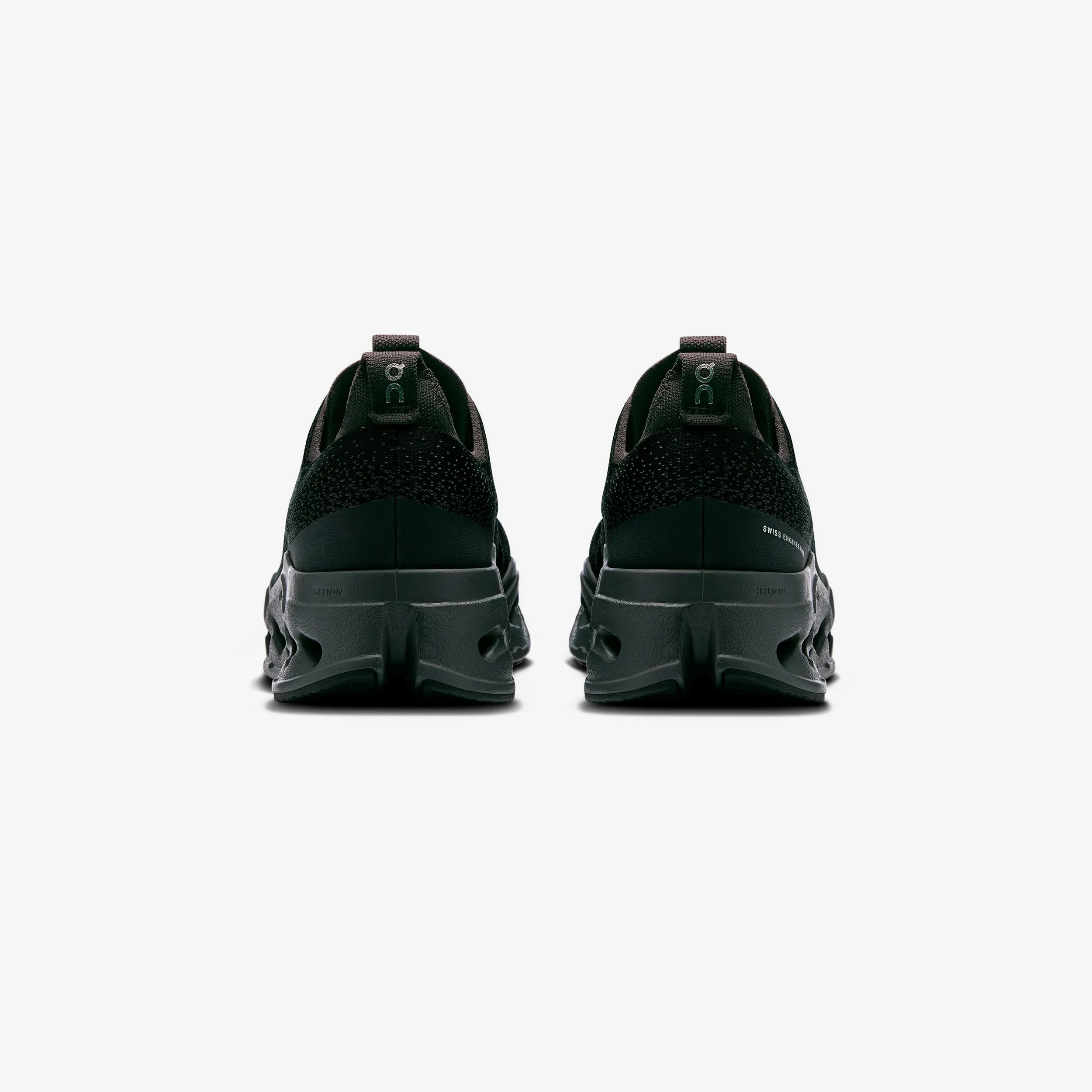 Wmns Cloudsurfer Max Durable elegance