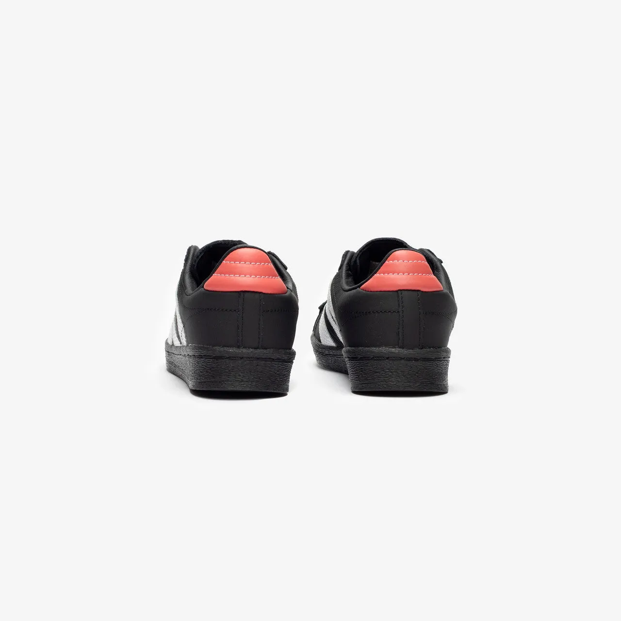 Wmns Superstar Trendy twist