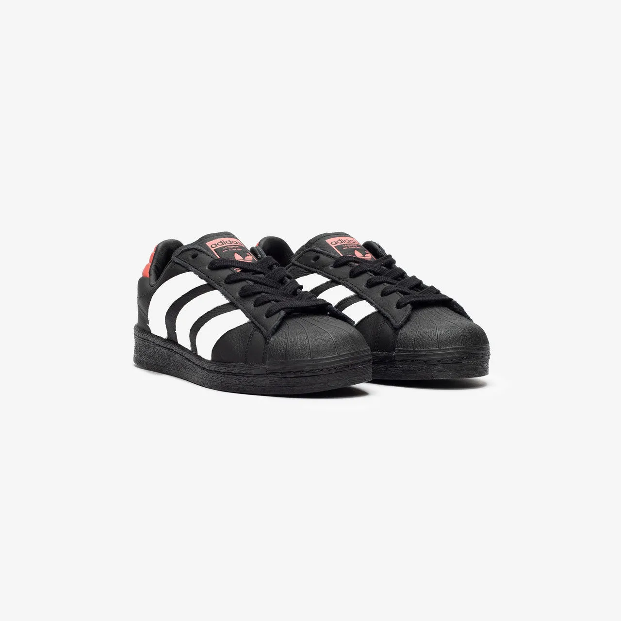 Wmns Superstar Trendy twist