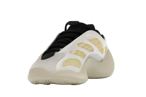 YZY 700 V3 Safflower Ergonomic Shape
