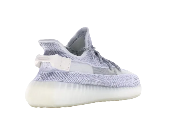 YZY Boost 350 V2 Static Reflective Quick - drying feature performance