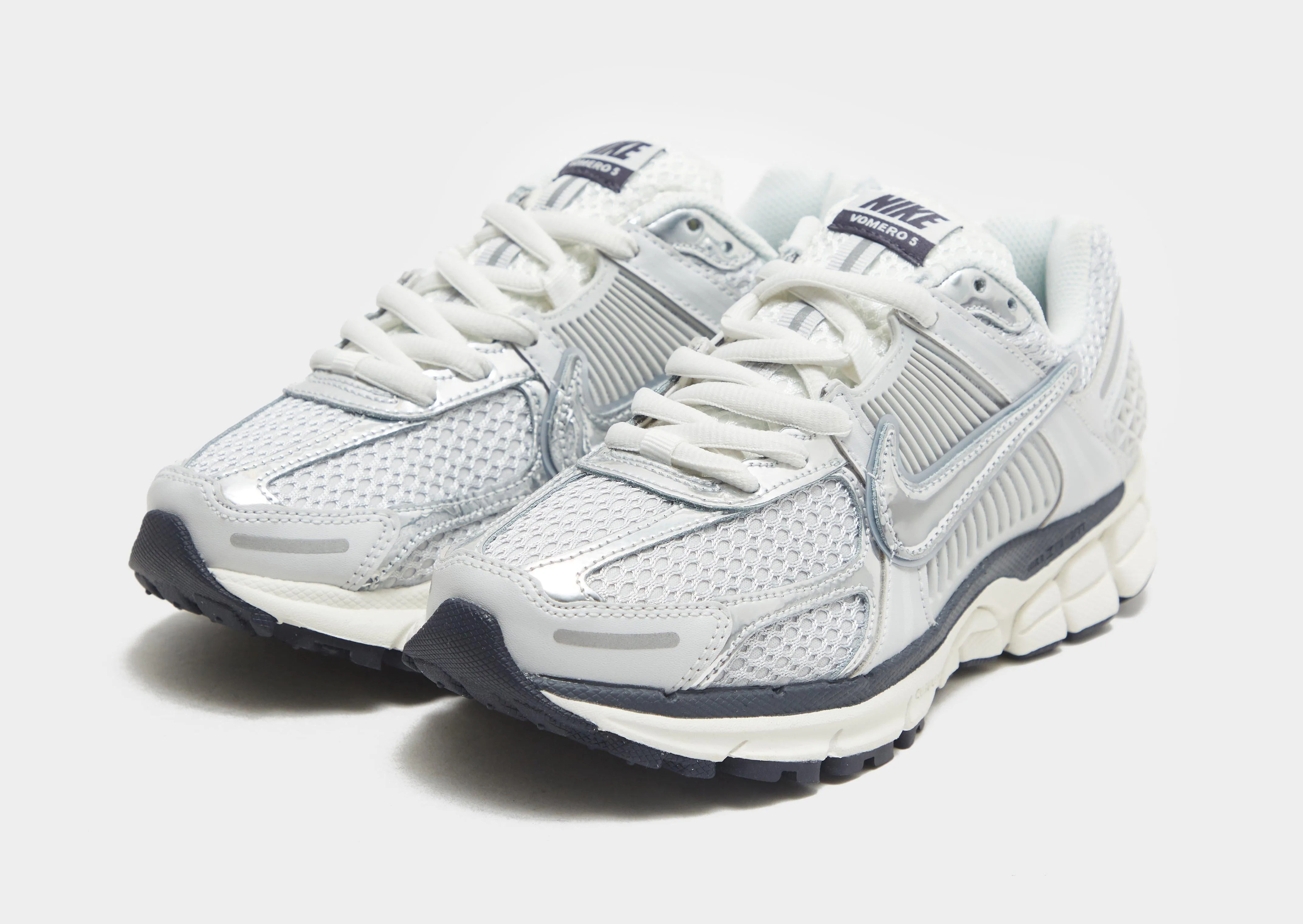 Zoom Vomero 5 Women's Adaptable