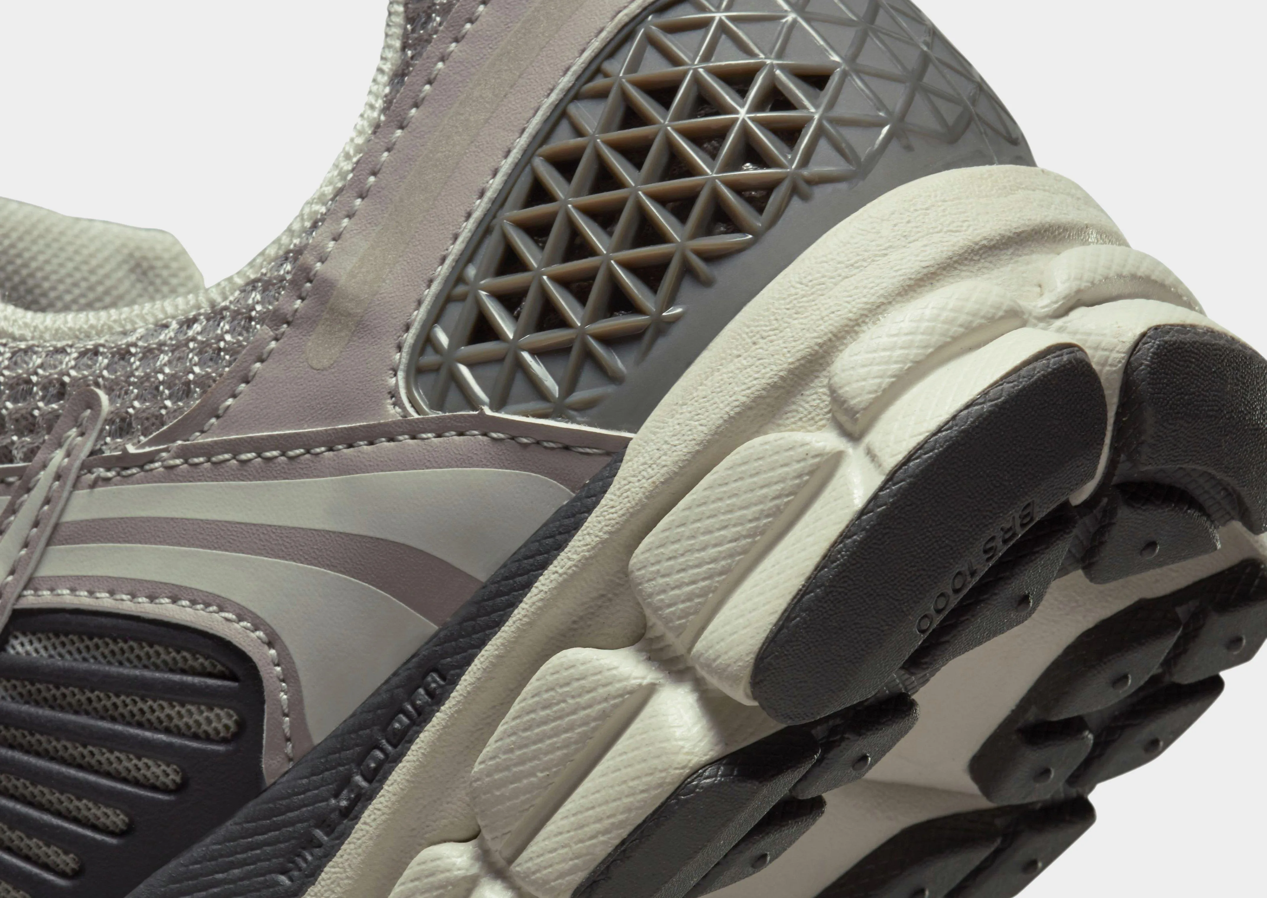 Zoom Vomero 5 Women's Clean-Cut