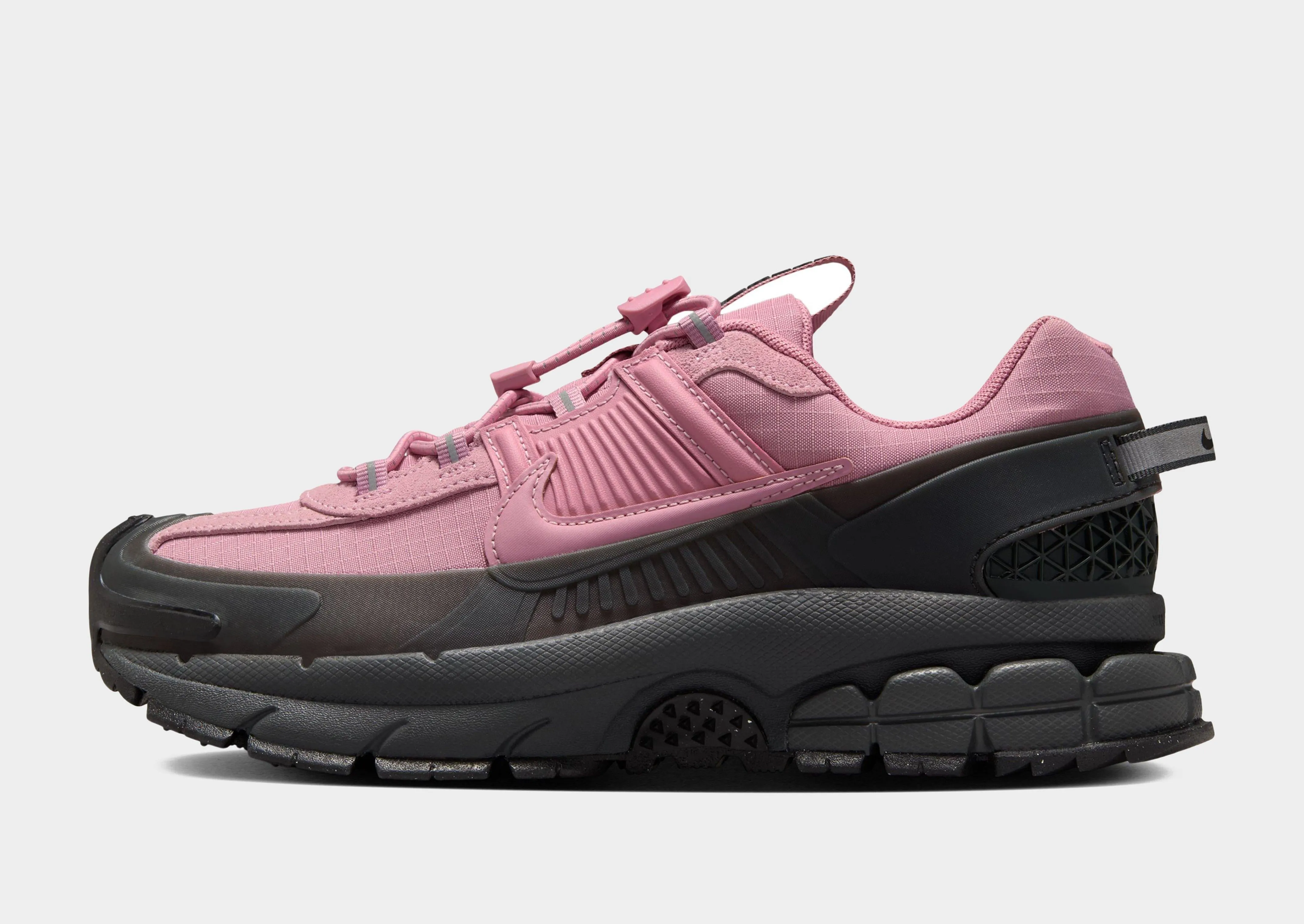 Strong Step Zoom Vomero Roam Women's